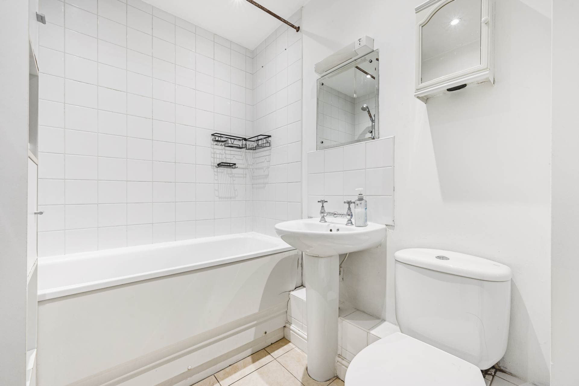 Kingsleigh Close, Brentford, Image 9