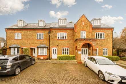 Kingsleigh Close, Brentford, Image 1