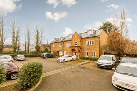 Kingsleigh Close, Brentford, Image 2