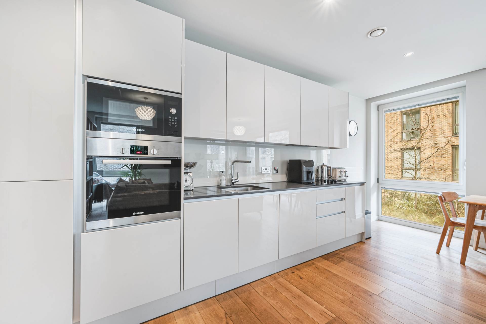 Isambard Court, Paddlers Avenue, Brentford Lock West, Image 3