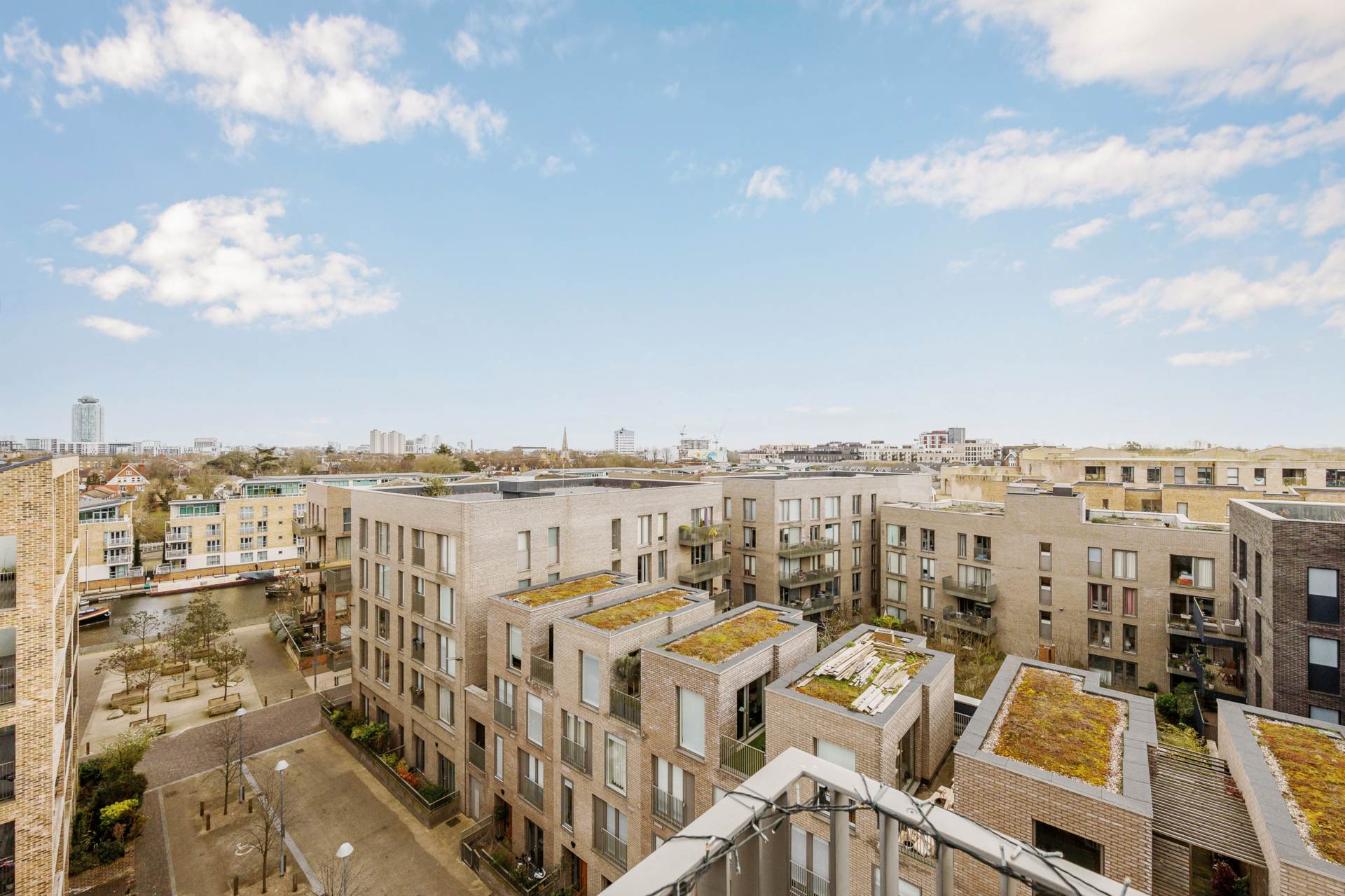 Isambard Court, Brentford Lock West, Image 8