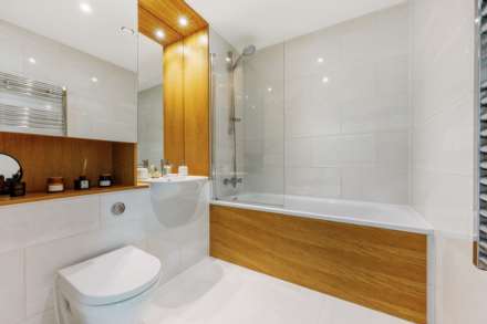 Isambard Court, Brentford Lock West, Image 10
