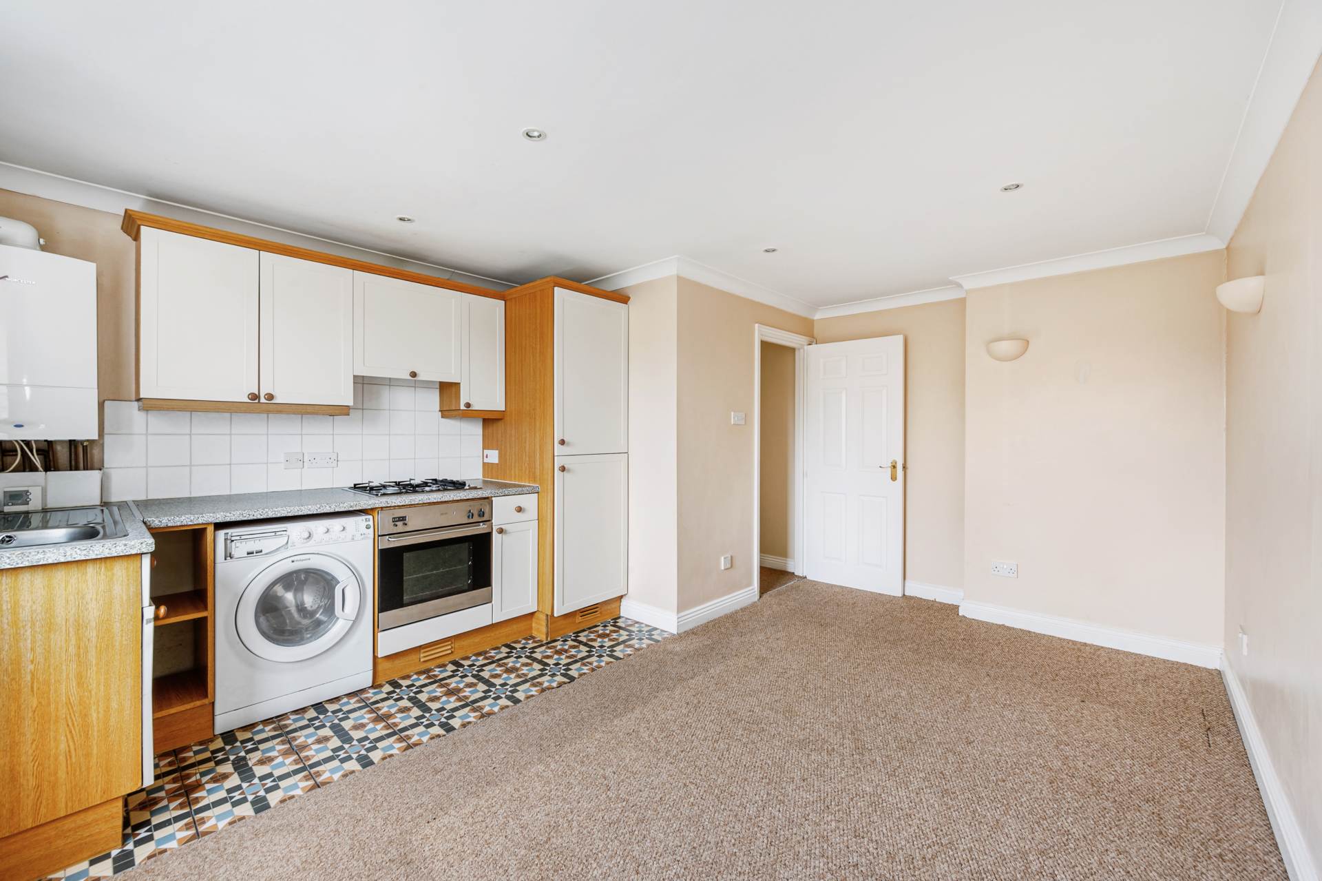 Church Court, St Johns Road, Isleworth TW7, Image 3