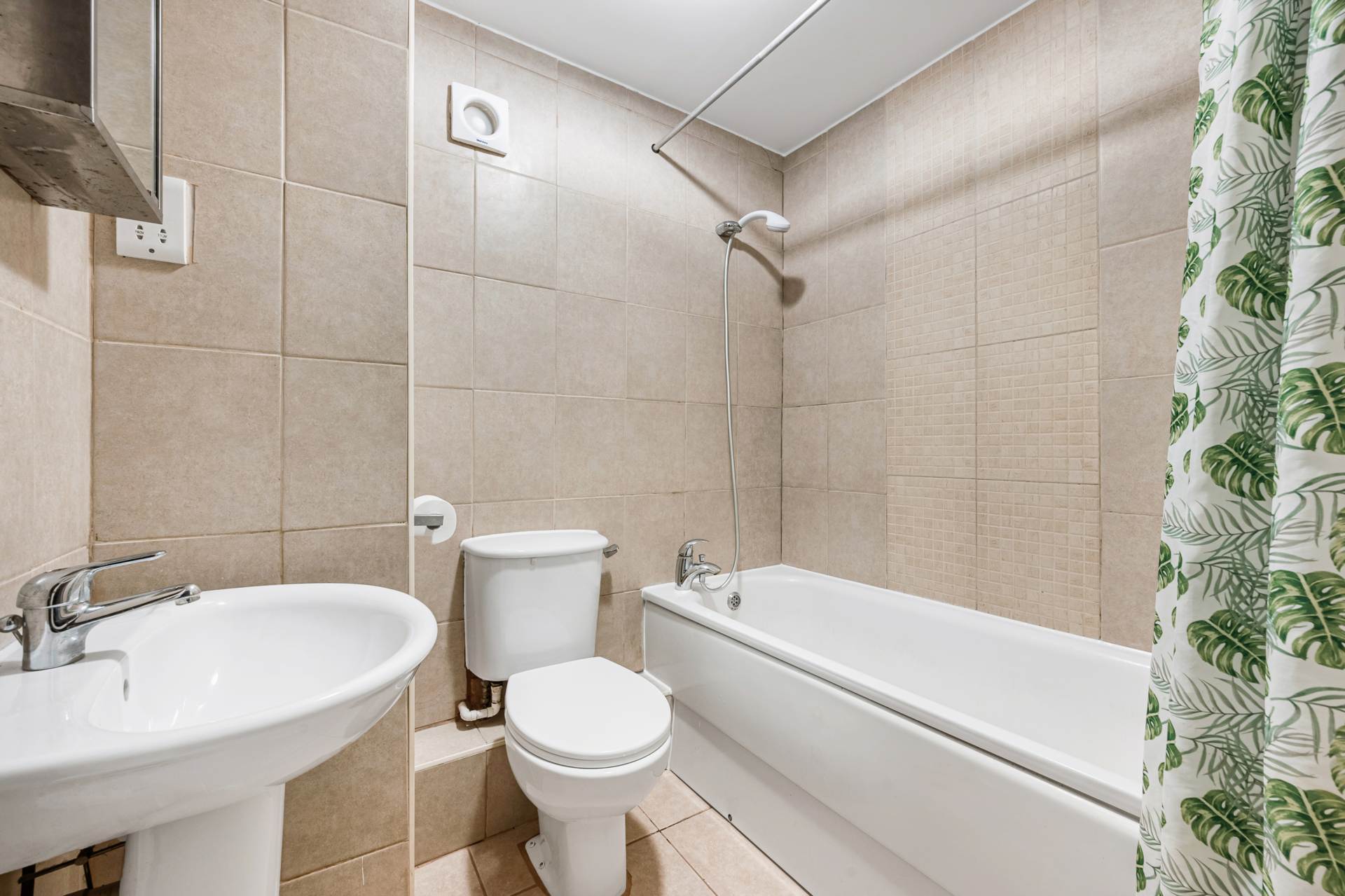 Church Court, St Johns Road, Isleworth TW7, Image 8