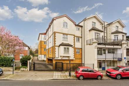 Church Court, St Johns Road, Isleworth TW7, Image 1