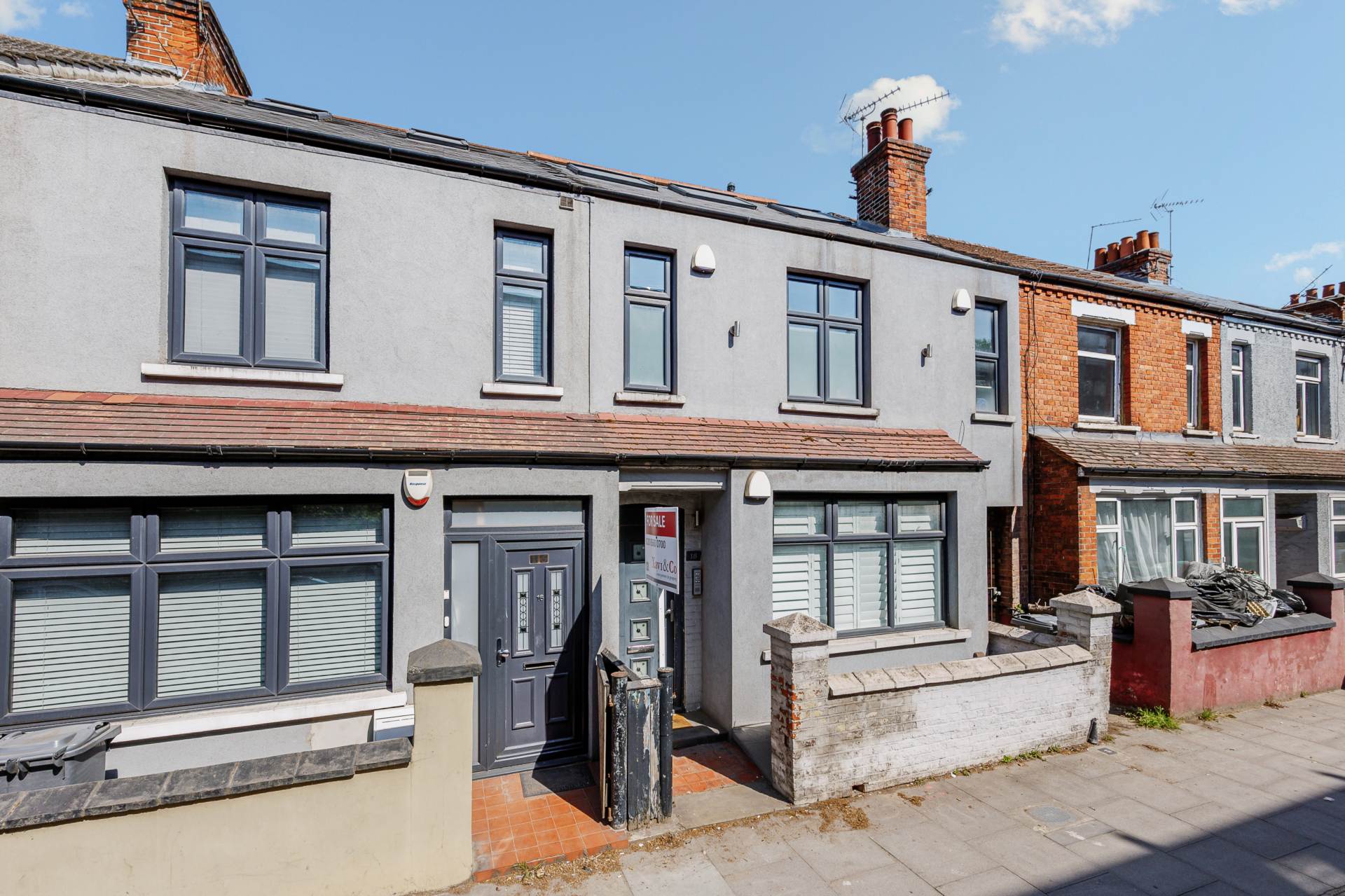 Adelaide Terrace, Great West Road, Brentford, Image 10