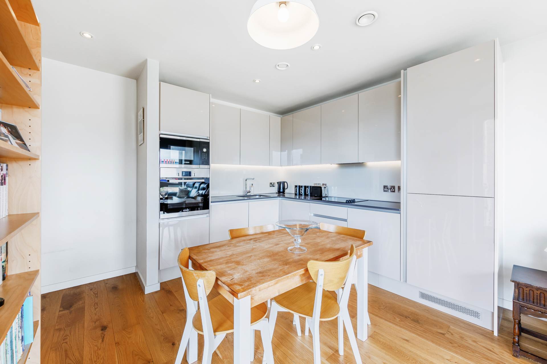 Isambard Court, Brentford Lock West, Image 4