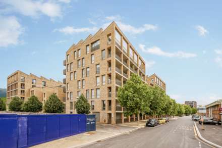 Isambard Court, Brentford Lock West, Image 10