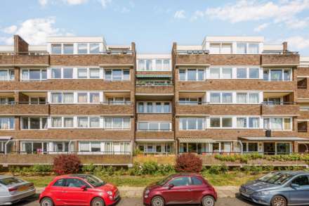 Otho Court, Brentford Dock, Image 8