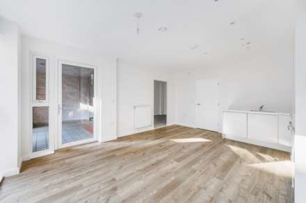 Justice Place, Brentford, Image 4