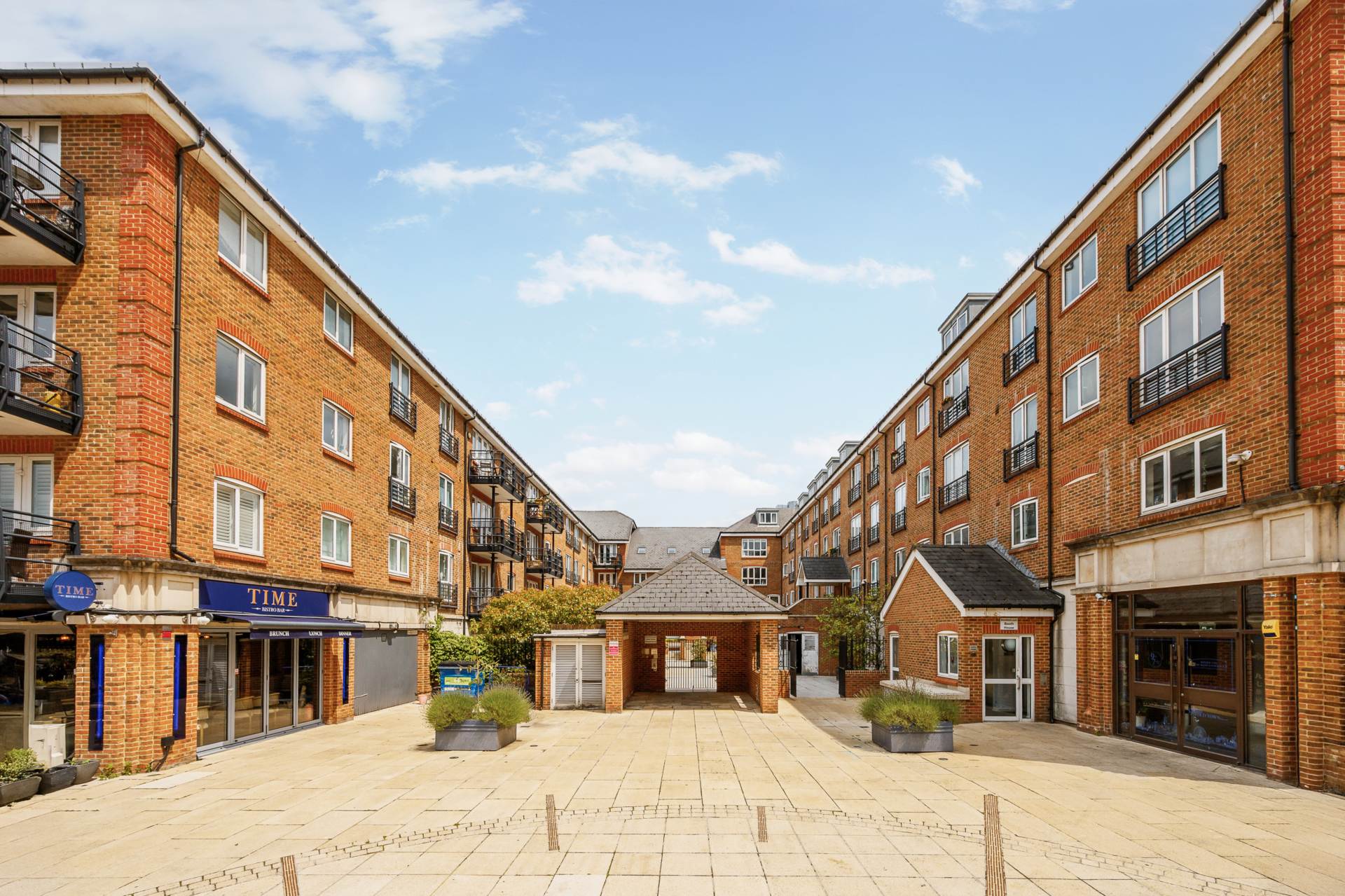 Dorey House, High Street, Brentford, Image 1