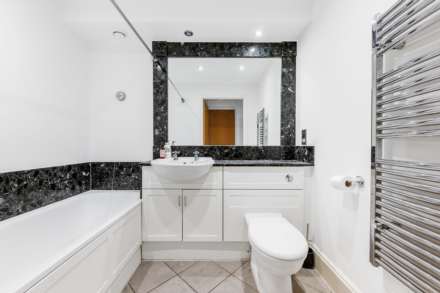 Dorey House, High Street, Brentford, Image 9