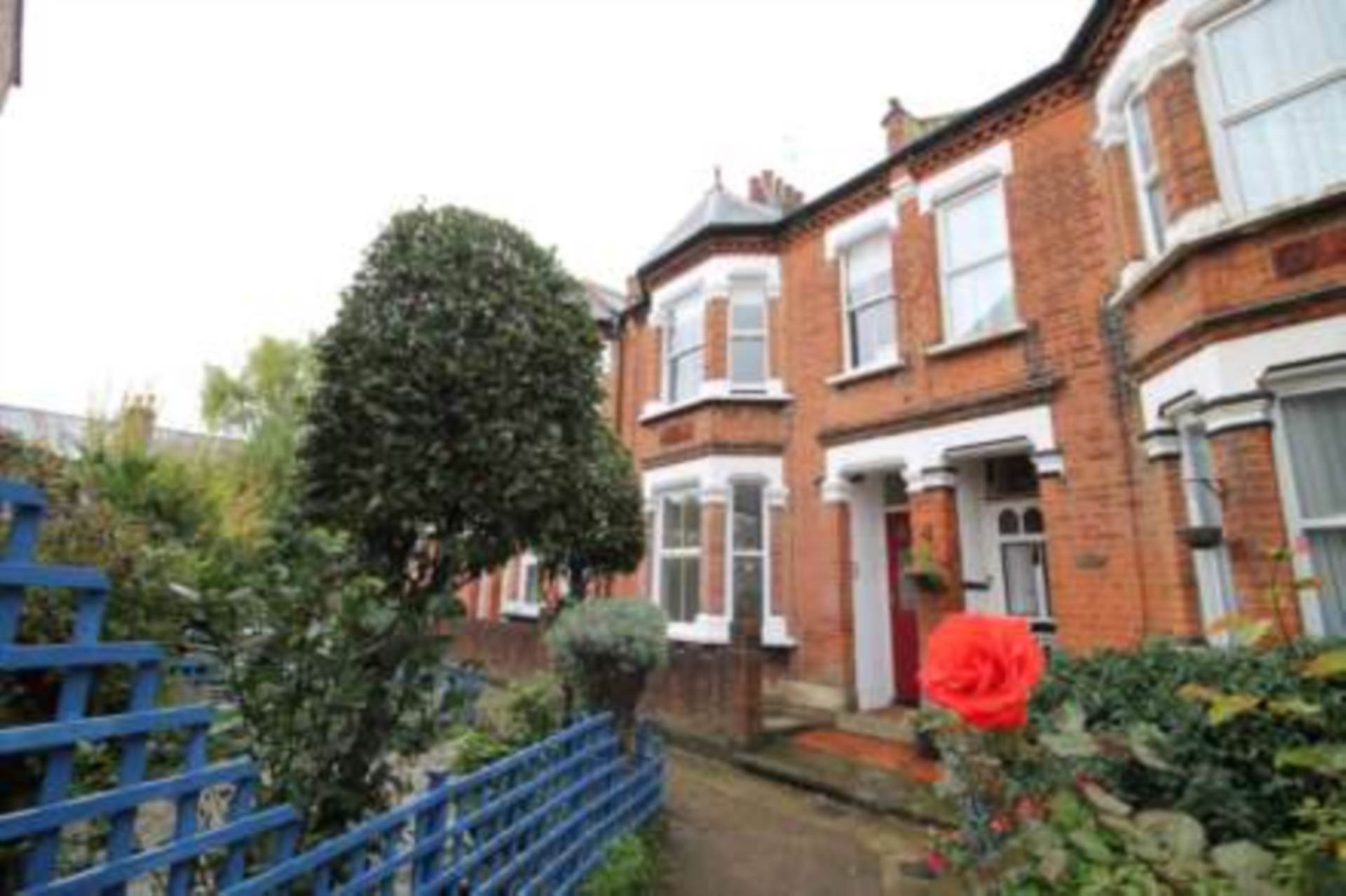 Mafeking Ave, Brentford, Image 1