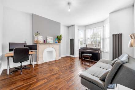 Clitherow Court, Boston Manor Road, Brentford, Image 2