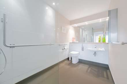 Regatta Point, 38 Kew Bridge Road, TW8, Image 10