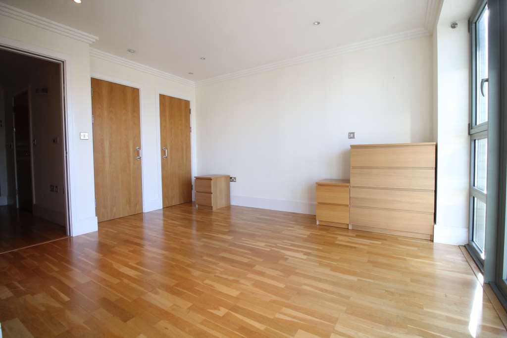 Corsell House, Tallow Road, 'The Island', Brentford, Image 7