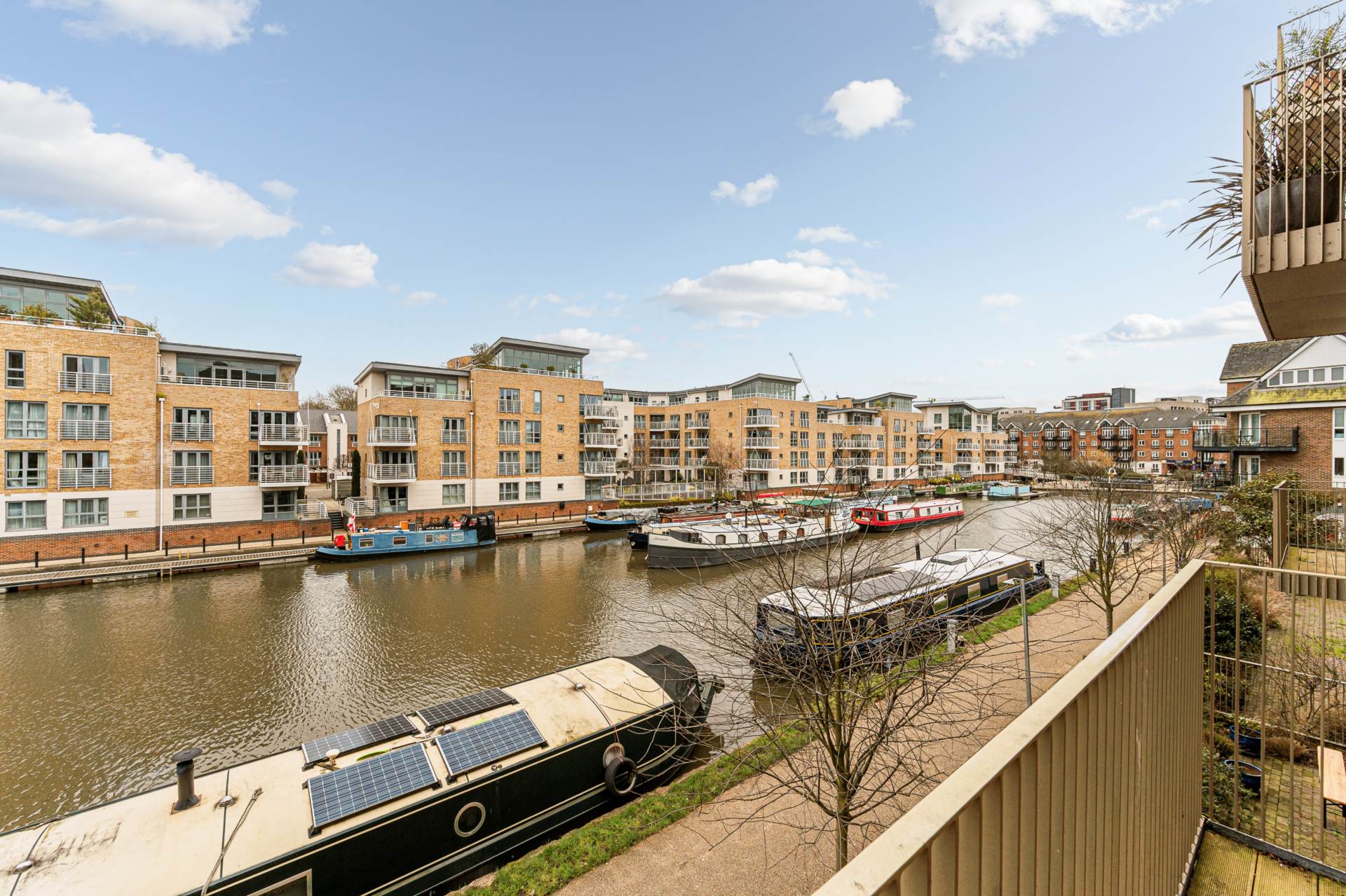 Halyards Court, Brentford Lock West, Brentford, Image 1