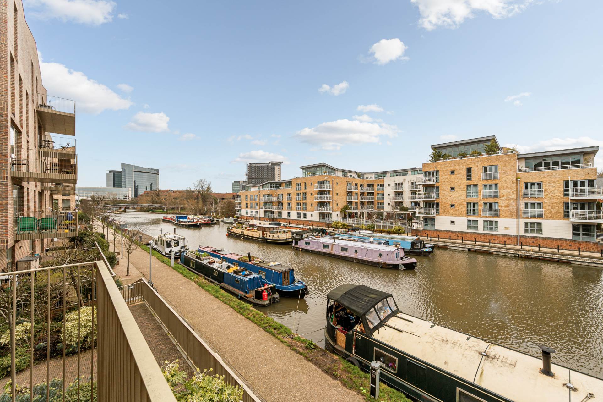 Halyards Court, Brentford Lock West, Brentford, Image 11