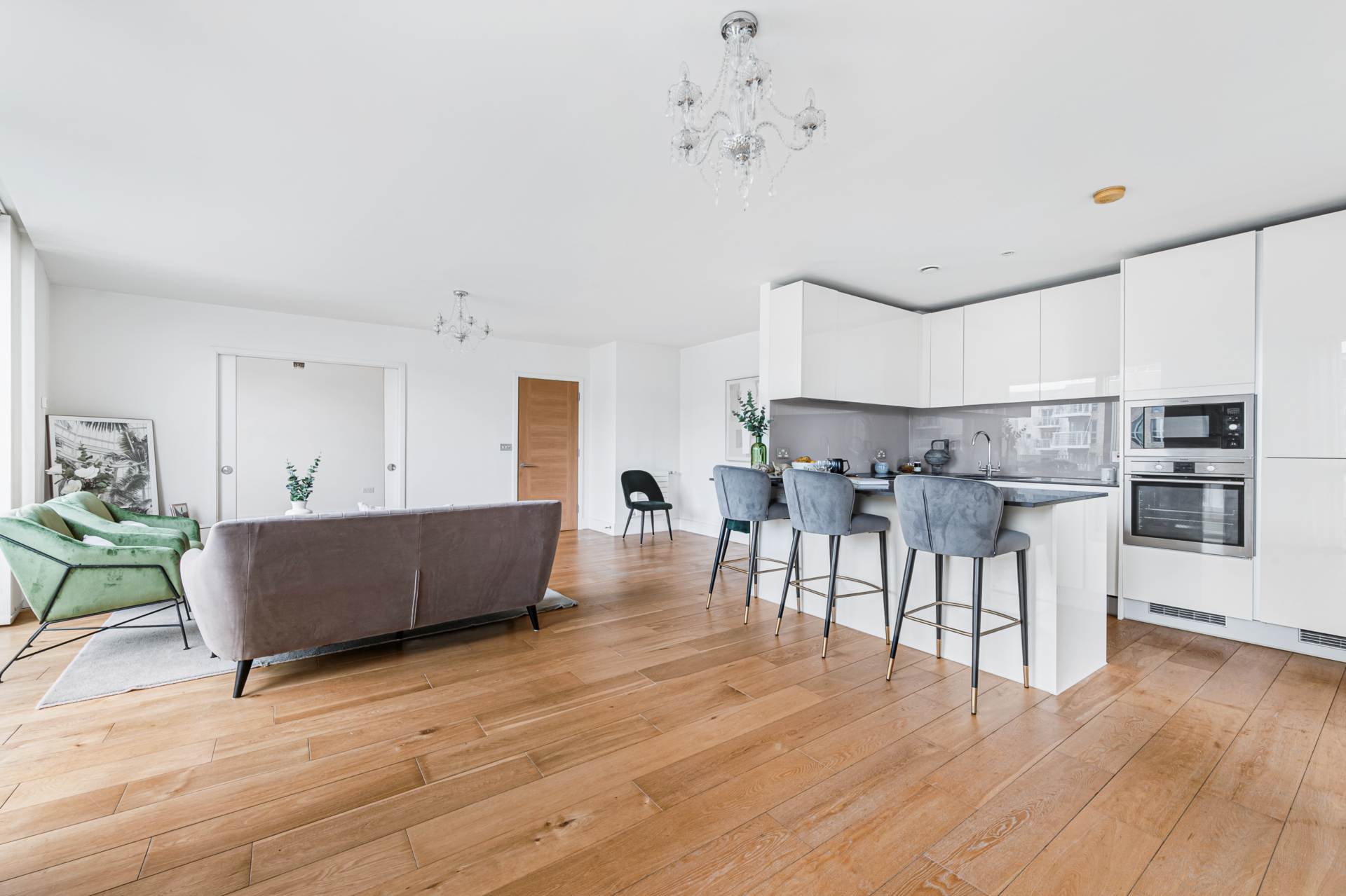 Halyards Court, Brentford Lock West, Brentford, Image 4