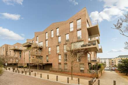 Halyards Court, Brentford Lock West, Brentford, Image 2