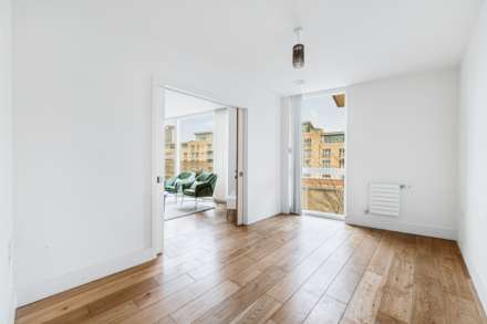 Halyards Court, Brentford Lock West, Brentford, Image 7