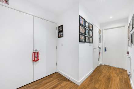 Myers Court, Reynard Way, Brentford, Image 2