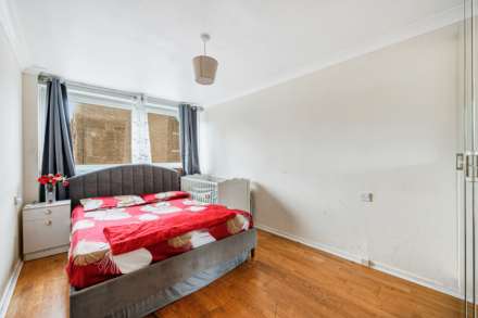 Romulus Court, Justin Close, Brentford Dock, Image 5