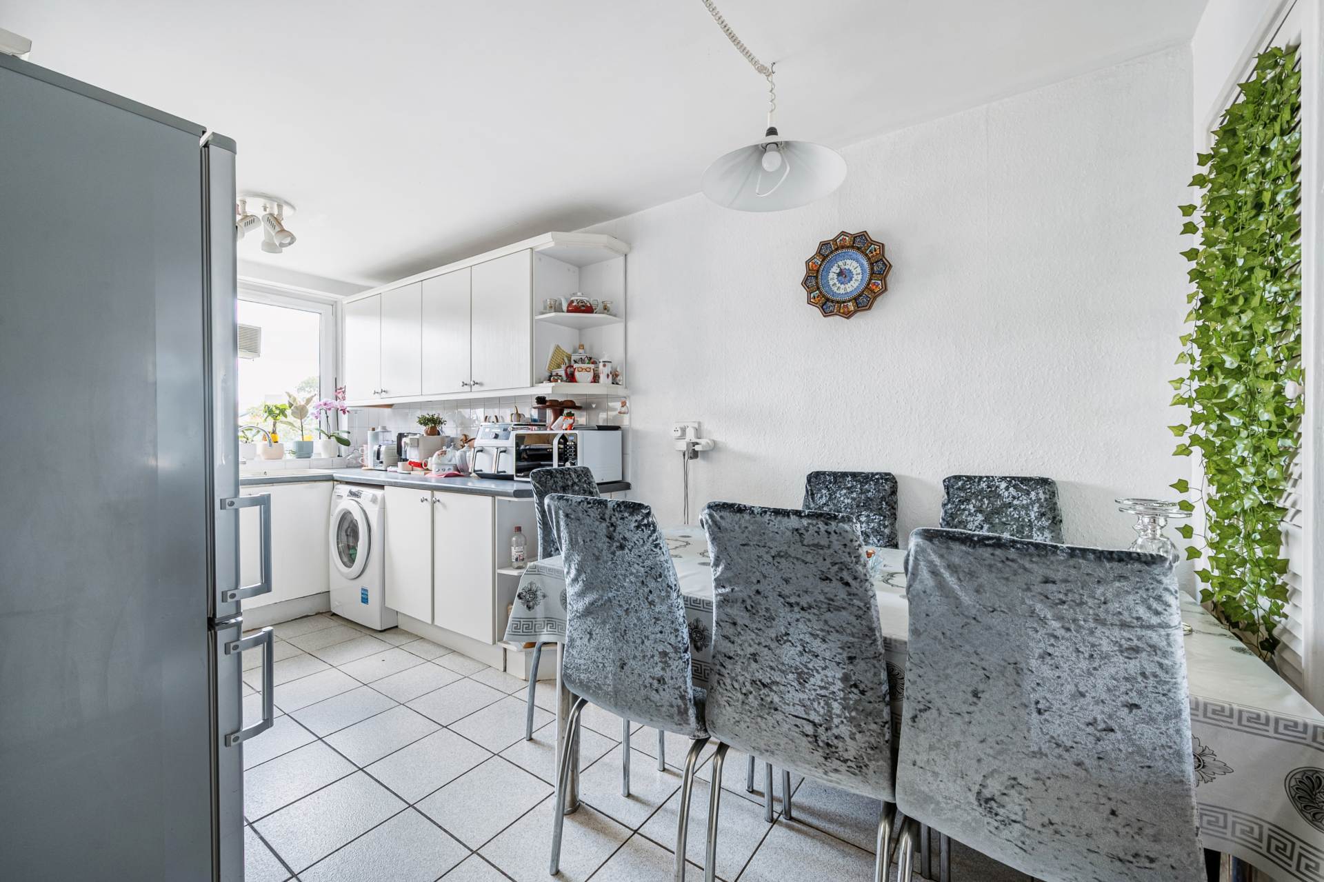Galba Court, Brentford Dock, Image 2