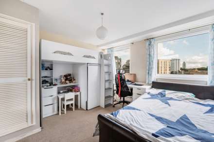 Galba Court, Brentford Dock, Image 6