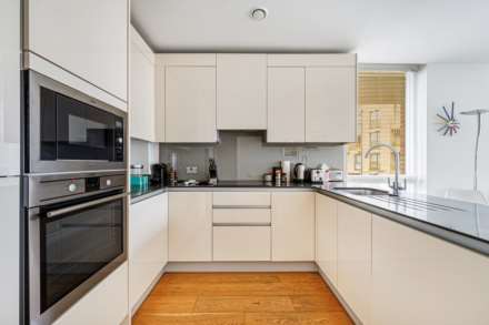 Halyards Court, Durham Wharf Drive, Brentford Lock West, Image 5