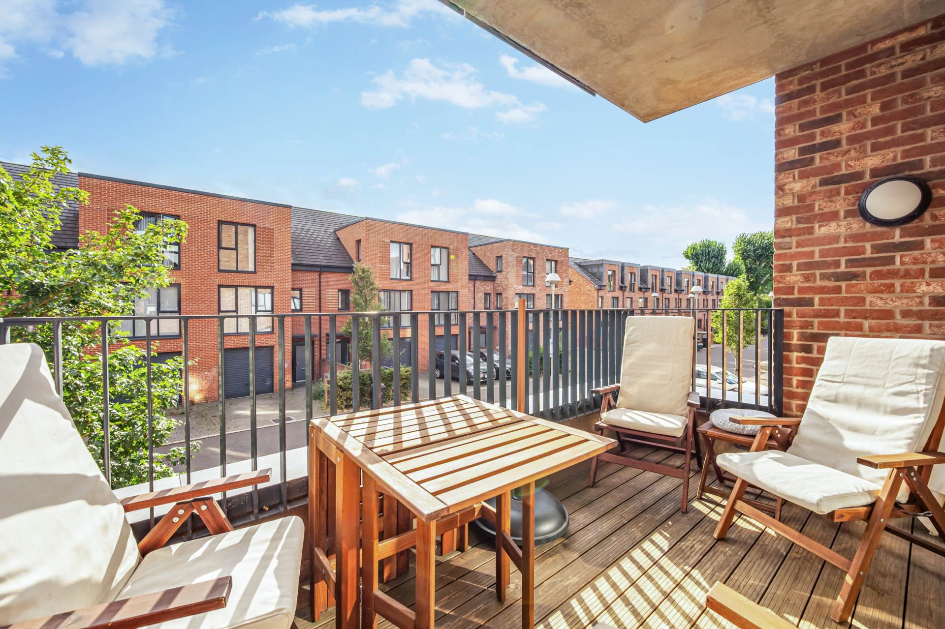 Myers Court, Reynard Way, Brentford, Image 10