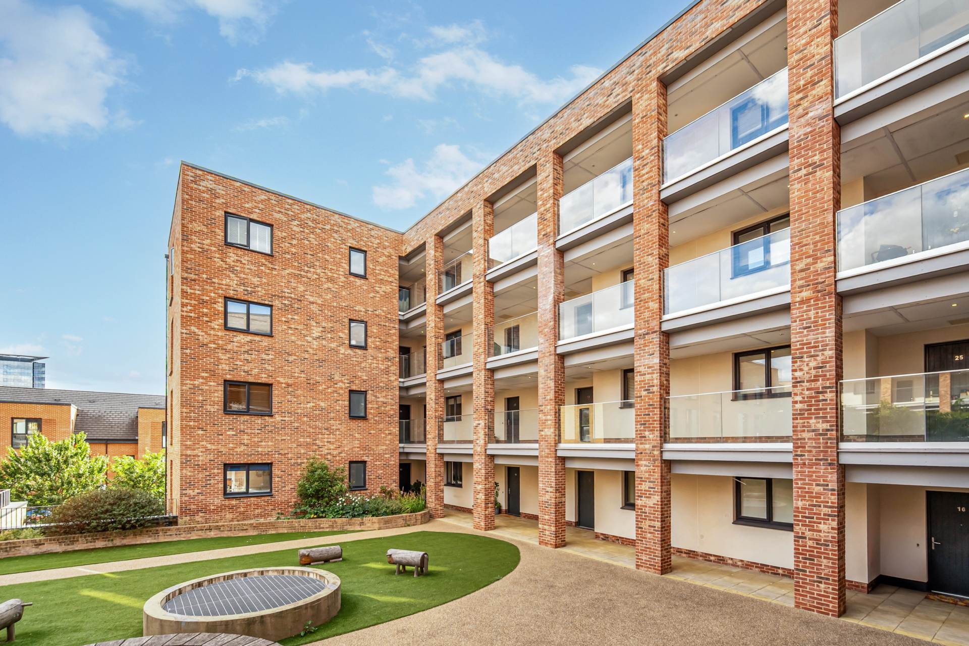 Myers Court, Reynard Way, Brentford, Image 13