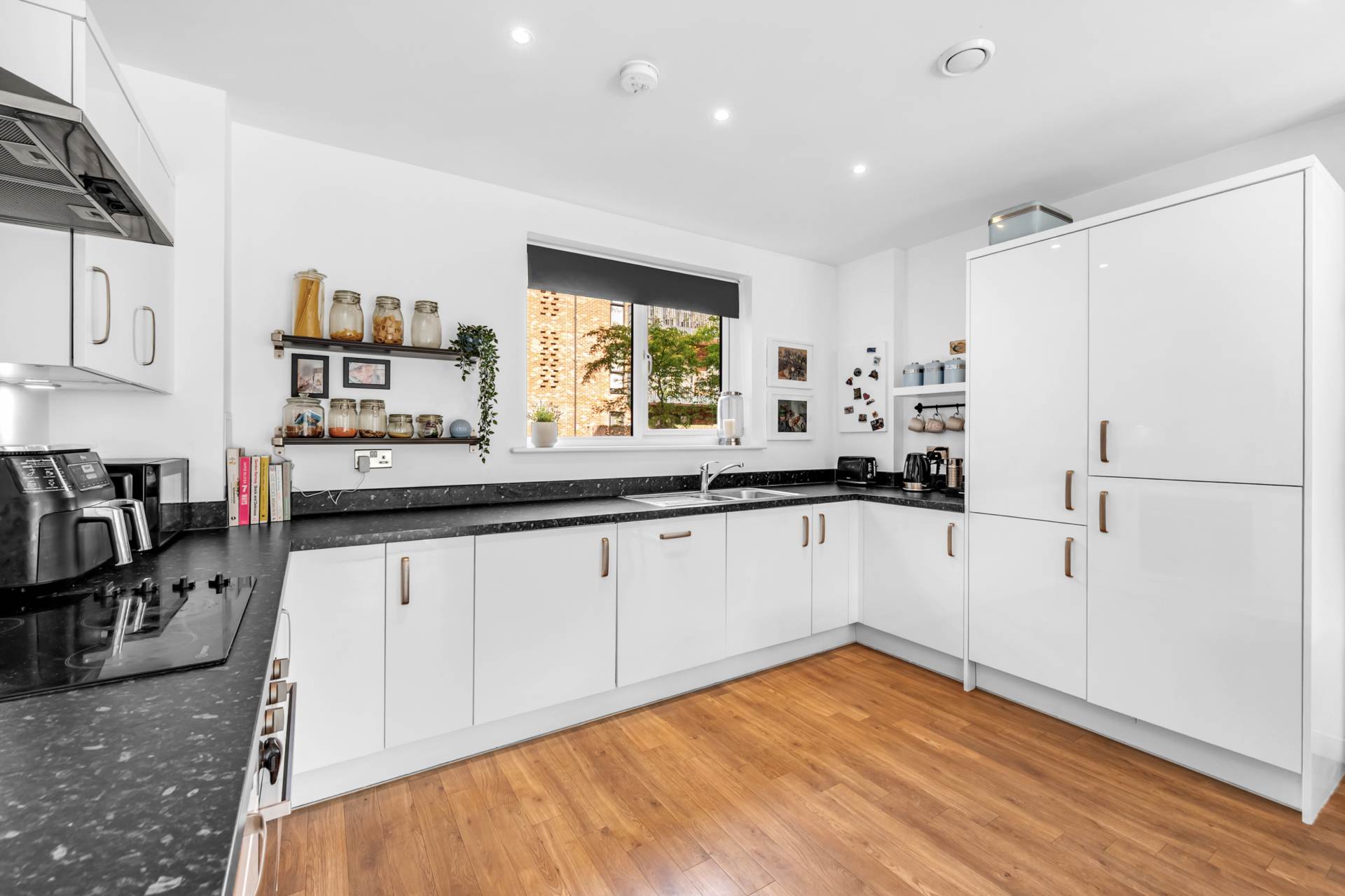 Myers Court, Reynard Way, Brentford, Image 5