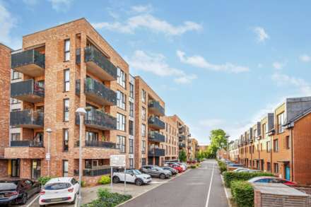 Myers Court, Reynard Way, Brentford, Image 11