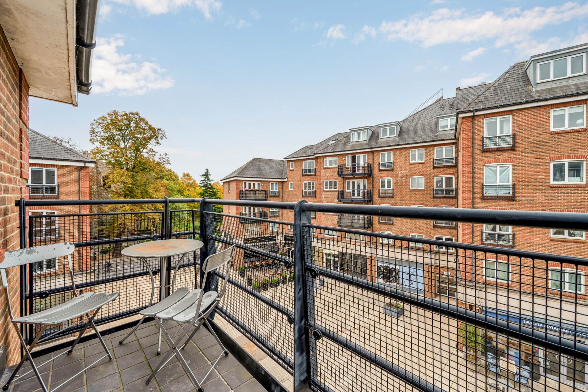 Dorey House, High Street, Brentford Lock, Image 14