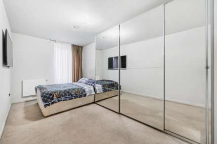 Isambrand Court, Brentford, Image 10