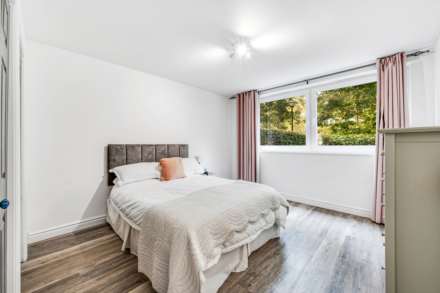 Nero Court, Brentford Dock, Image 7