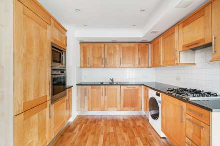 Ferry Lane, Ferry Quays, Brentford TW8, Image 6