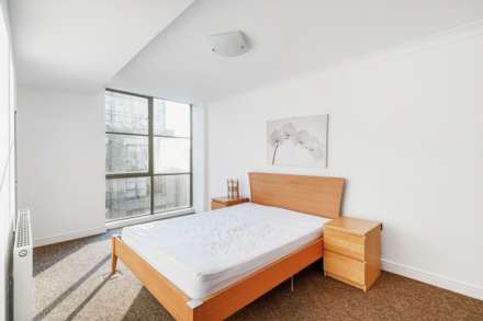 Ferry Lane, Ferry Quays, Brentford TW8, Image 7
