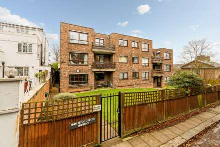 Hanger Lane, London, Image 12