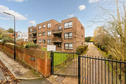 Hanger Lane, London, Image 2