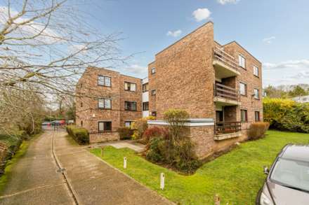 Hanger Lane, London, Image 8