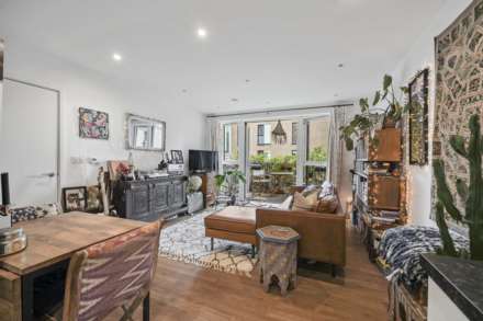 Myers Court, Reynard Way, Brentford TW8 - 50% Shared Ownership., Image 2