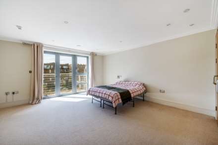 Penthouse, 'The Island', Tallow Road, Brentford, Image 7