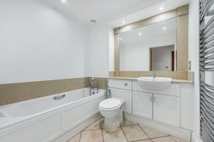 Tanyard House, Brentford, Image 9