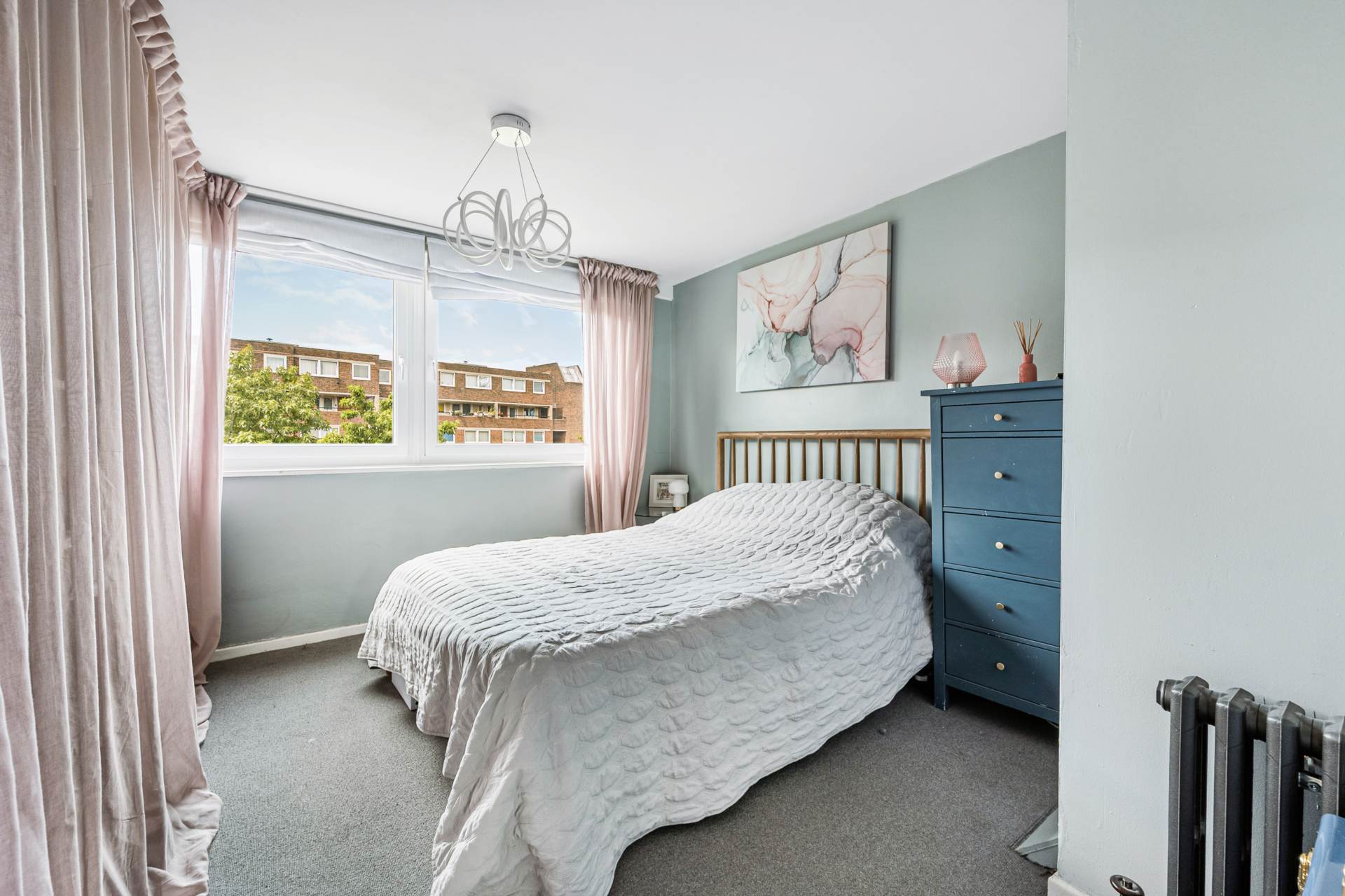 Nero Court, Brentford, Image 7