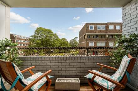 Nero Court, Brentford, Image 12