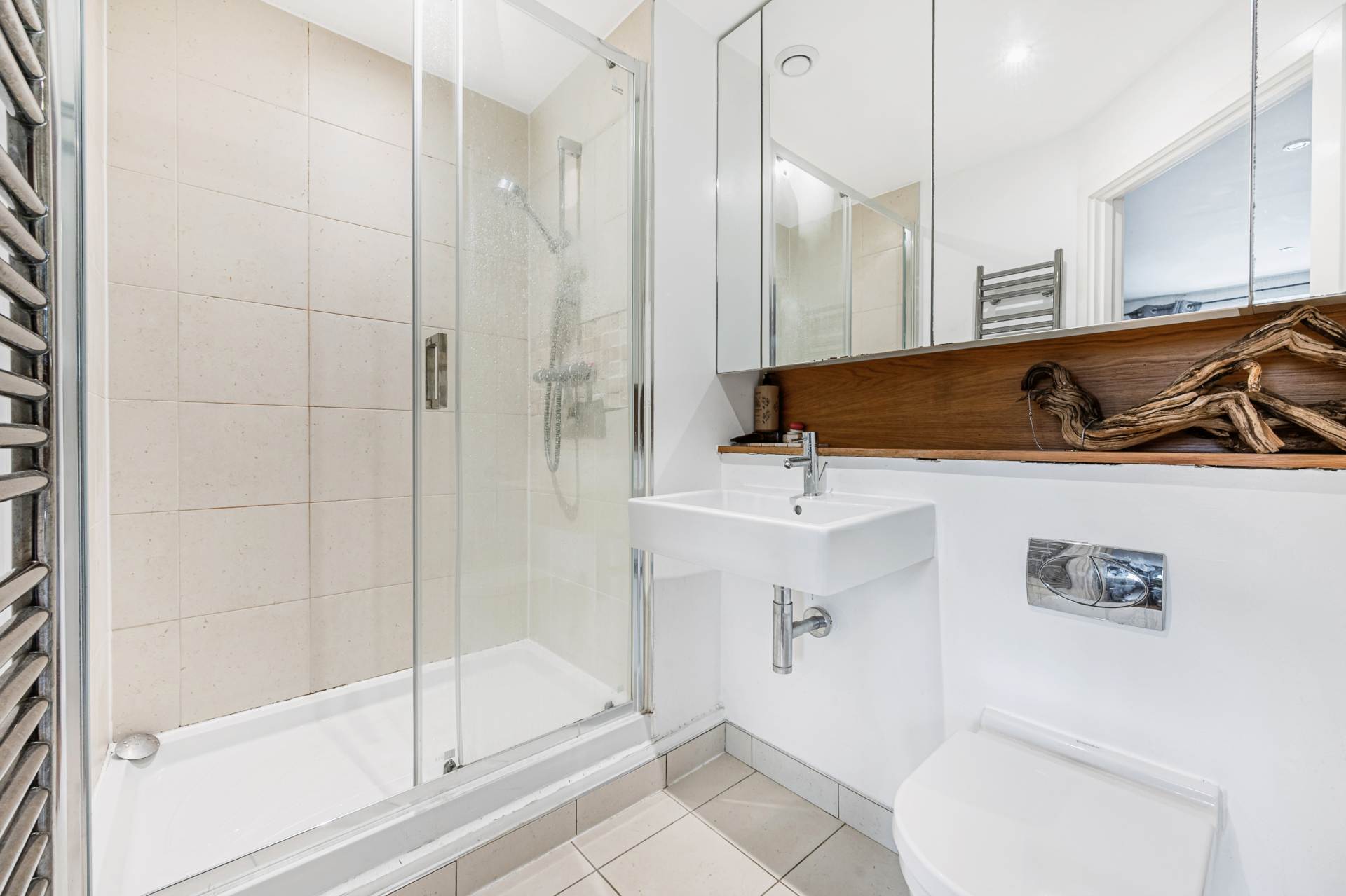 Canute House, Brentford Lock, Brentford, Image 9