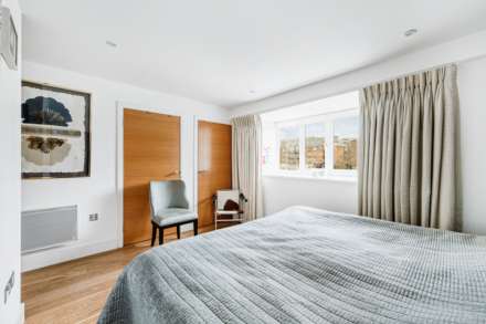 Canute House, Brentford Lock, Brentford, Image 10