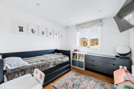 Canute House, Brentford Lock, Brentford, Image 11